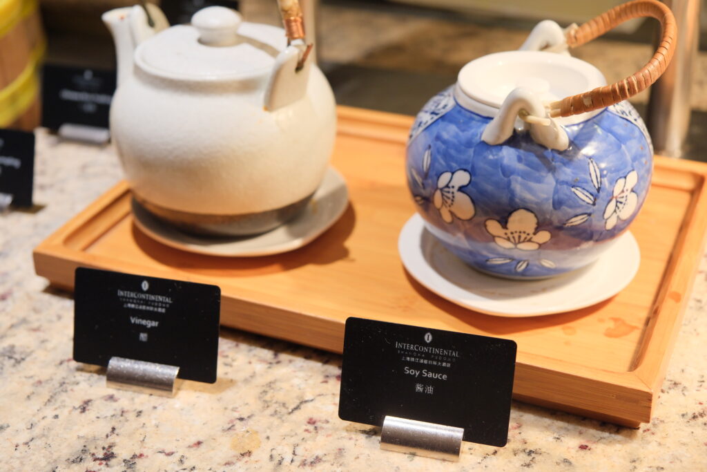 Customized menus printed with Edikio Guest and used in the dining areas of the InterContinental Shanghai Pudong
